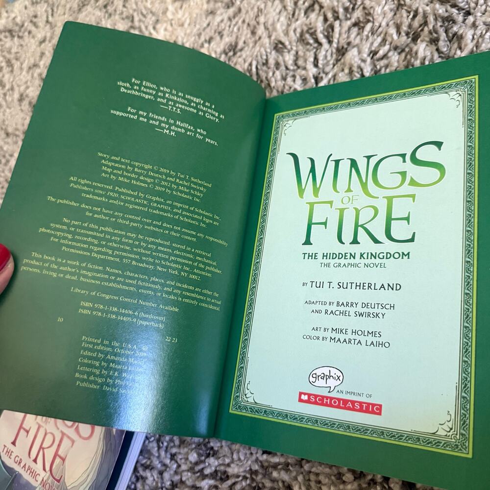 Lot 2 Wings of Fire Books Paperback Graphic Novel 3 6 Moon Rising Hidden Kingdom - Picture 7 of 11
